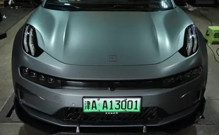 Карбоновый обвес для Zeekr 001 2021-2024