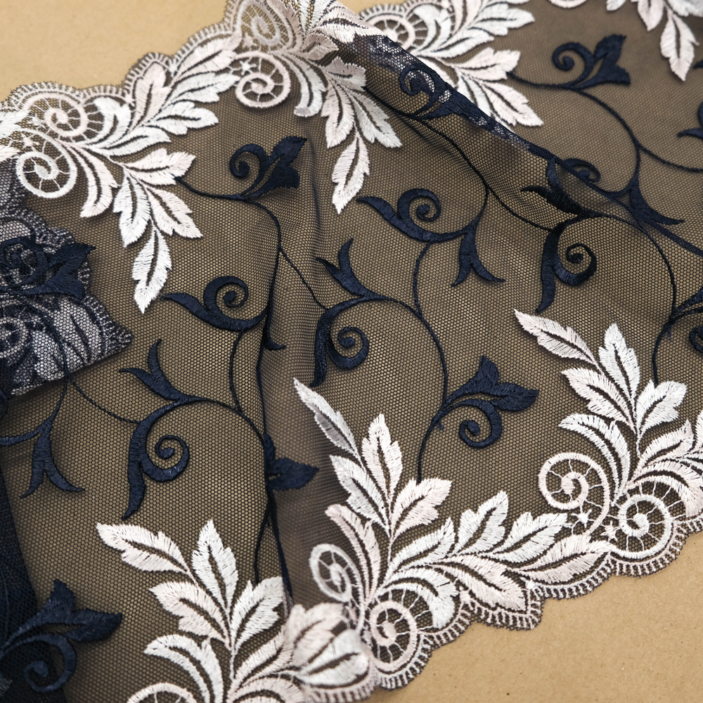 Вышивка на сетке Adeline СИНИЙ/ПУДРА, 21,5см