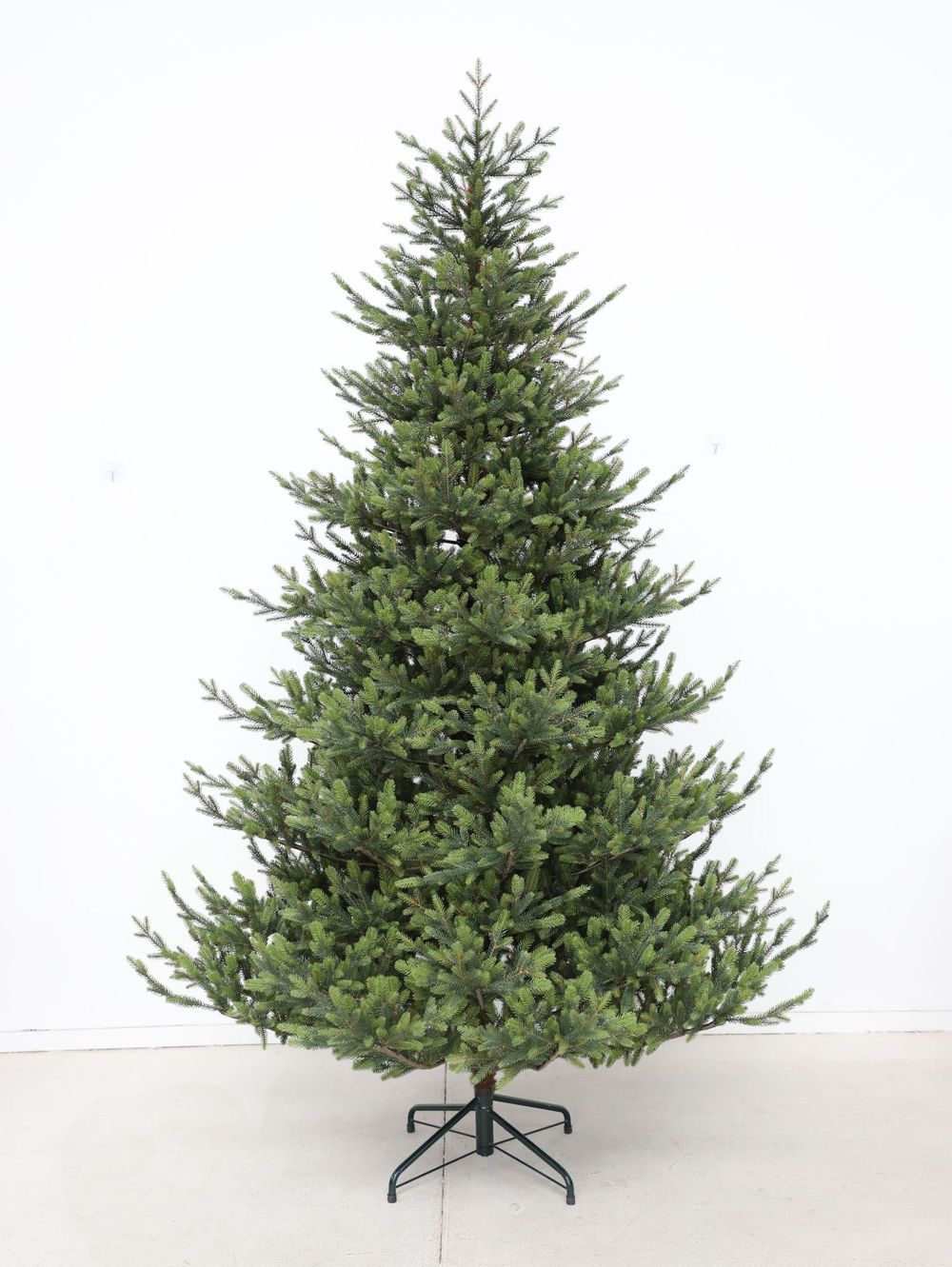 Ель искусственная «Eiffel» Эйфель (Литая хвоя) 210 см / 2,1 м