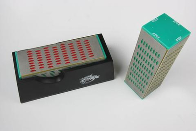 Четырехсторонний инструмент для заточки и правки