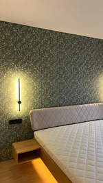 Кровать парящая дубовая Батерфляй + две интегрированные тумбочки