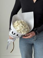 Кулек из белой гортензии