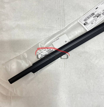 Уплотнитель стекла двери задней правой 68163-35030 6816335030