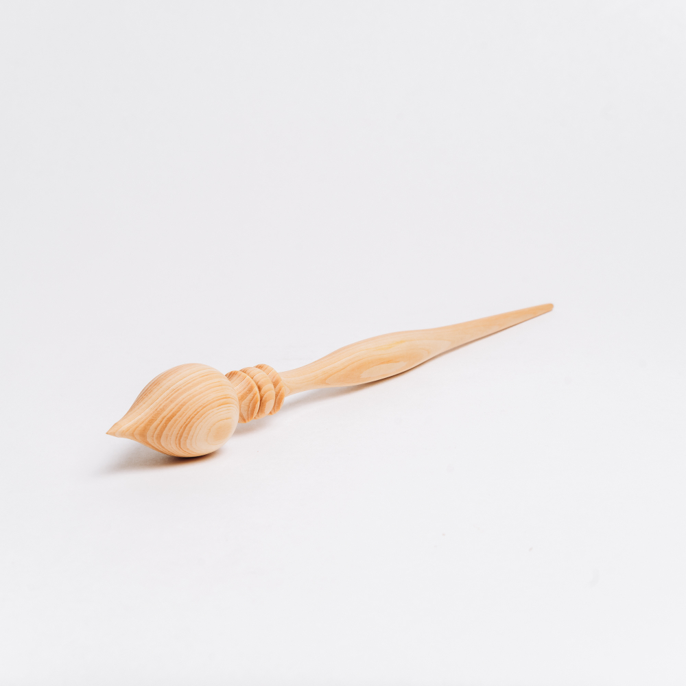 Опорное веретено для прядения из древесины сибирского кедра 280 мм. B78