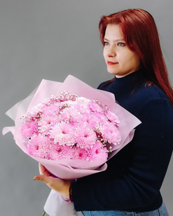 Букет розовых хризантем