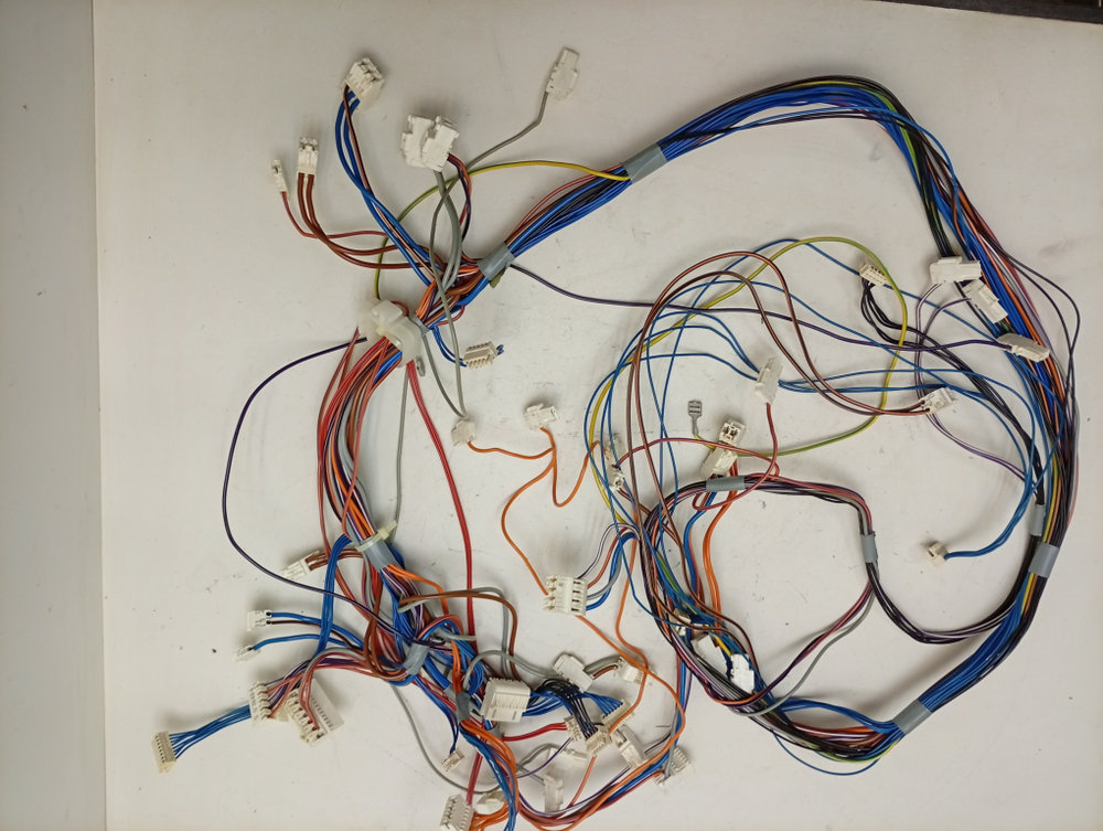 LAVALOGIC1810 кт33 Проводка (комплект проводов) для стиральной машины AEG 110584301 б/у