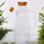 Бутылка стеклянная для специй 650мл «Хай-Тек» с бамбуковой крышкой