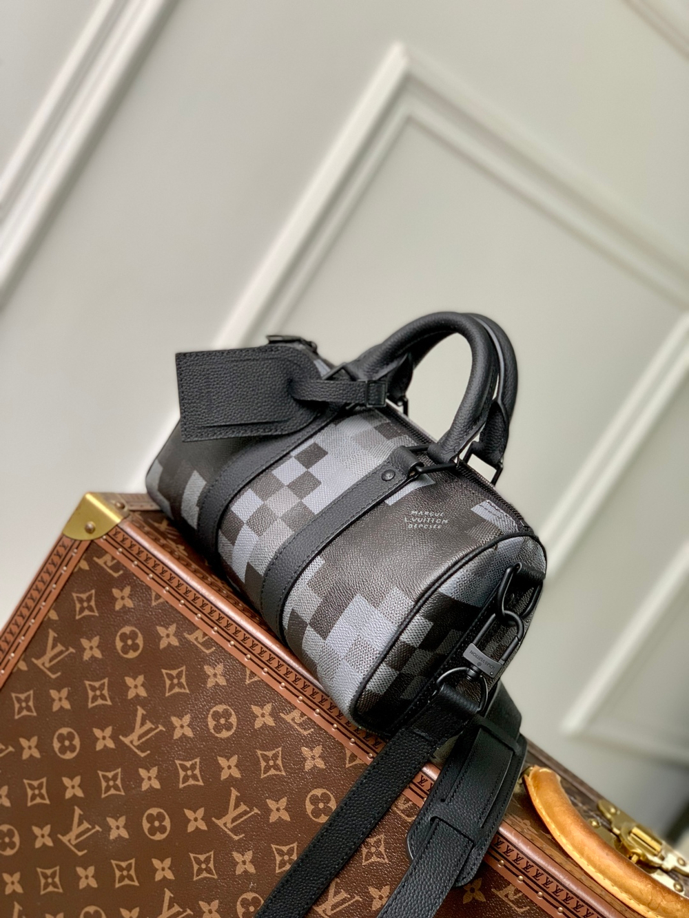 Louis Vuitton Keepall 25