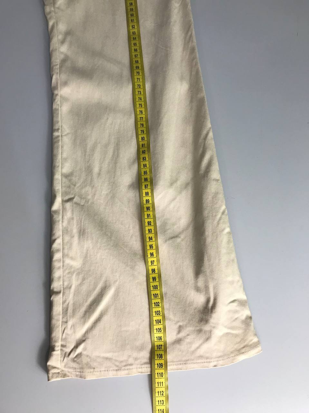 Брюки Marks&Spencer светлые, маркировка 12, визуально на 50 размер