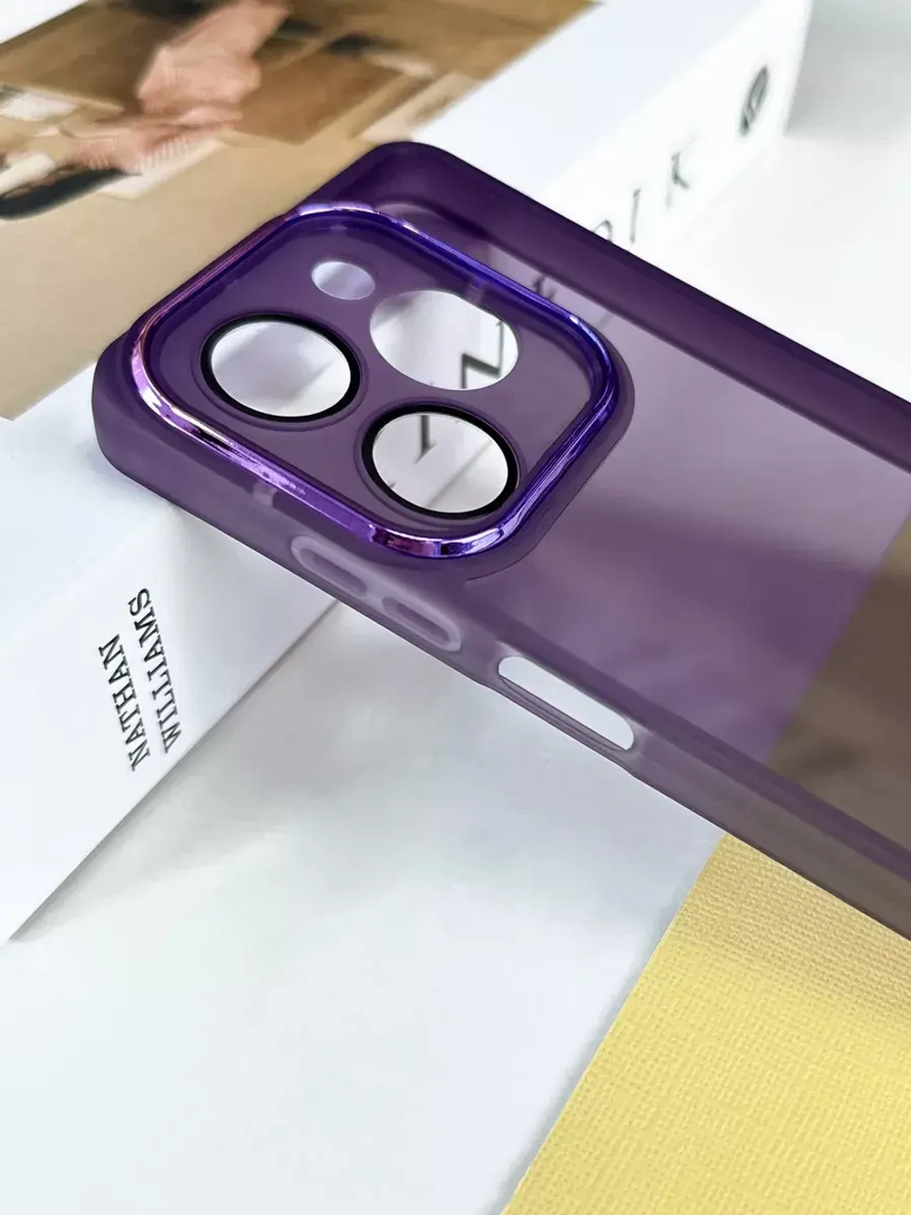 Чехол на Tecno Spark 20, Spark 20C