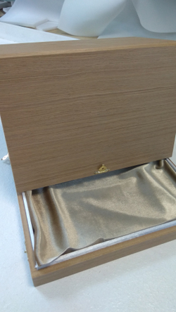 Футляр подарочный из шпона (дерево) индивидуальный размер