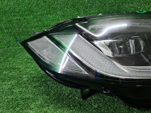 Фара правая Jaguar F-PACE (2020-н.в.) LED