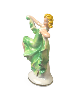 Фарфоровая статуэтка "Танцовщица" ENZ