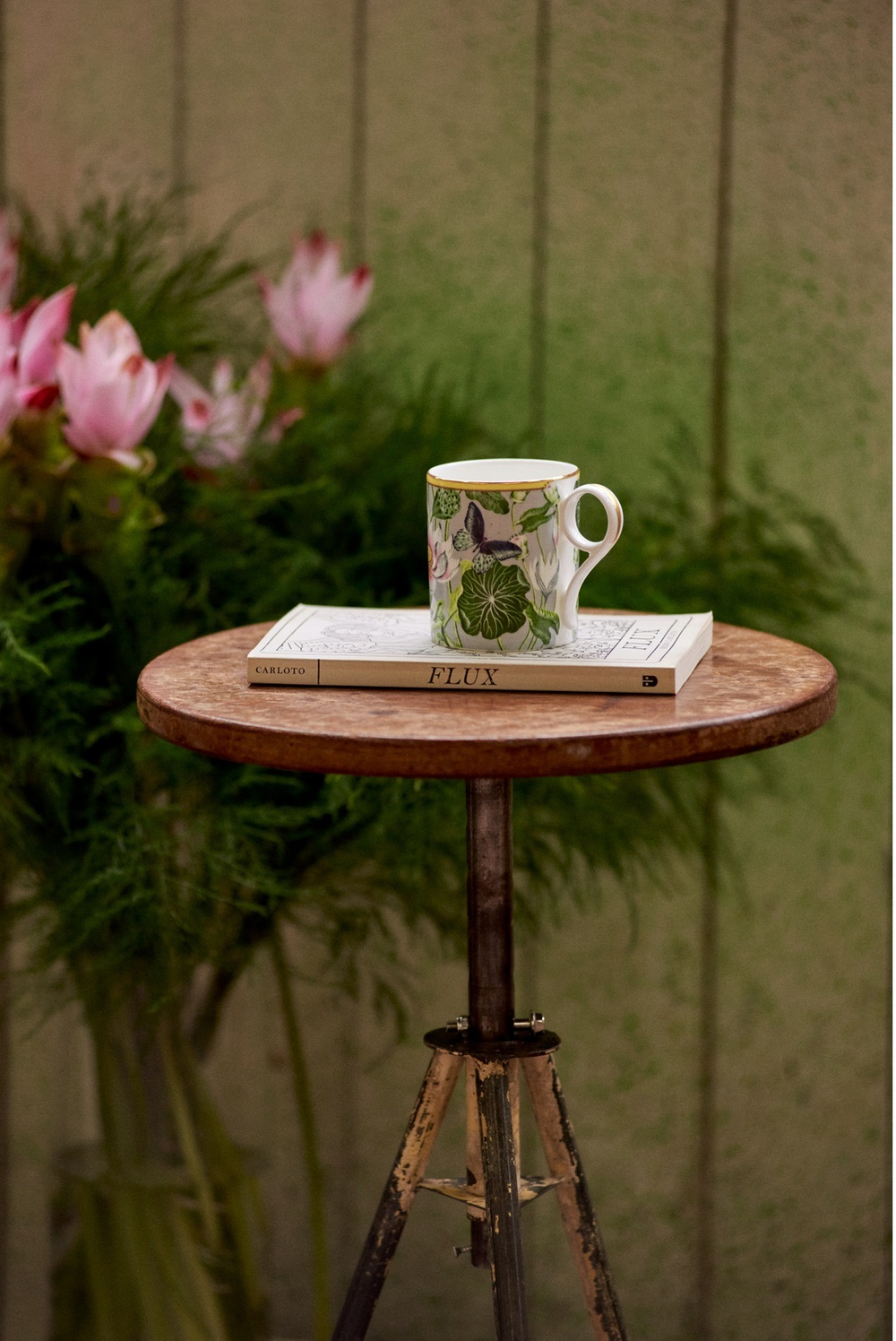Wedgwood Кружка Wonderlust 230 мл Waterlily