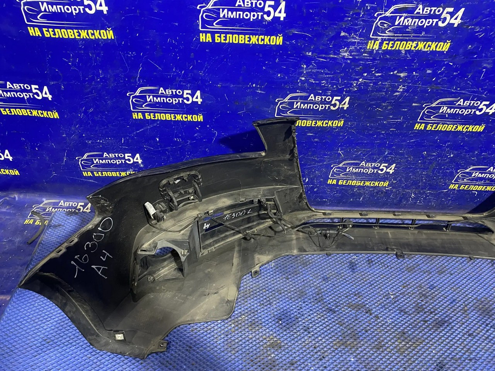 Бампер передний AUDI A4 2008-2012