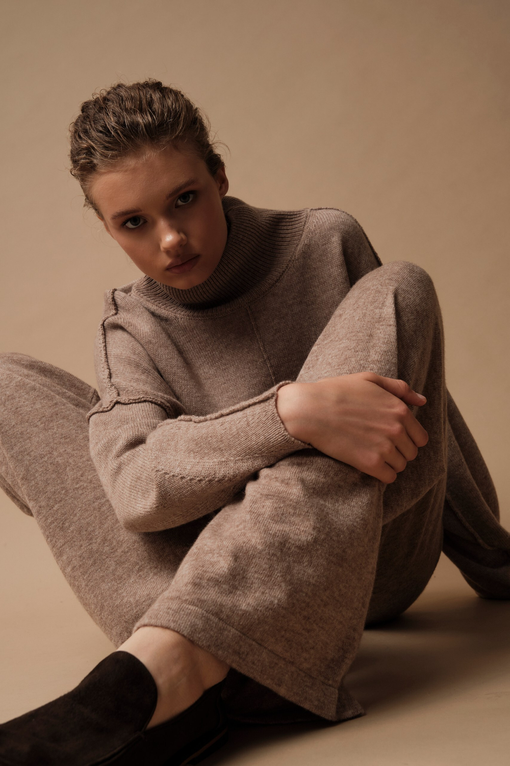 J0428-8043 Джемпер женский, бежевый dbr