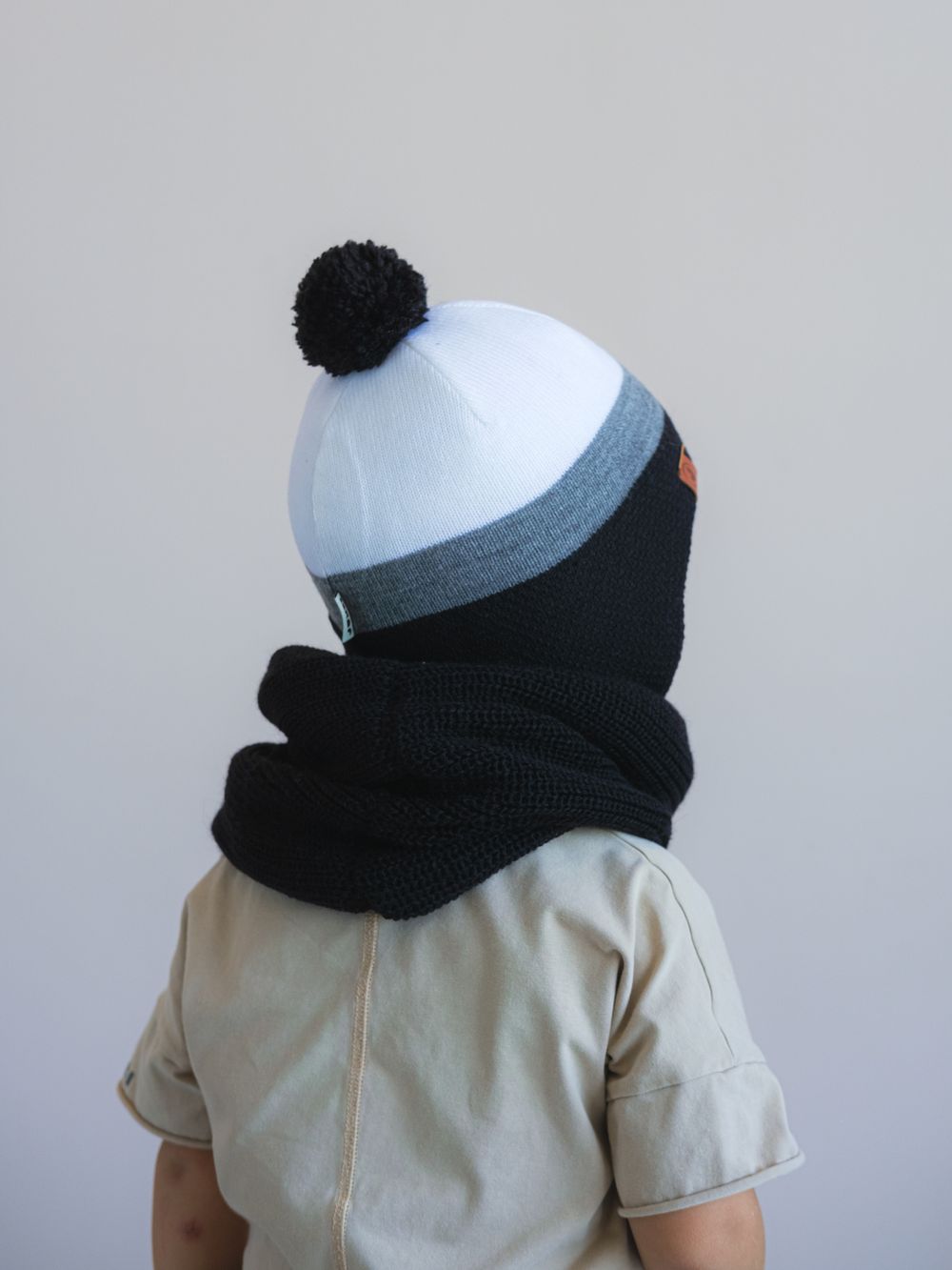 Шапка зимняя вязаная (Монохром) КОДИ
