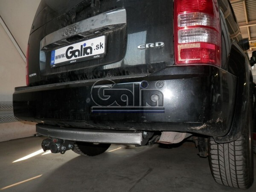 Фаркоп оцинкованный Galia J009C для Jeep Cherokee 2007-2013, Dodge Nitro 2007-2012(паспорт и сертификат в комплекте)(без электрики)