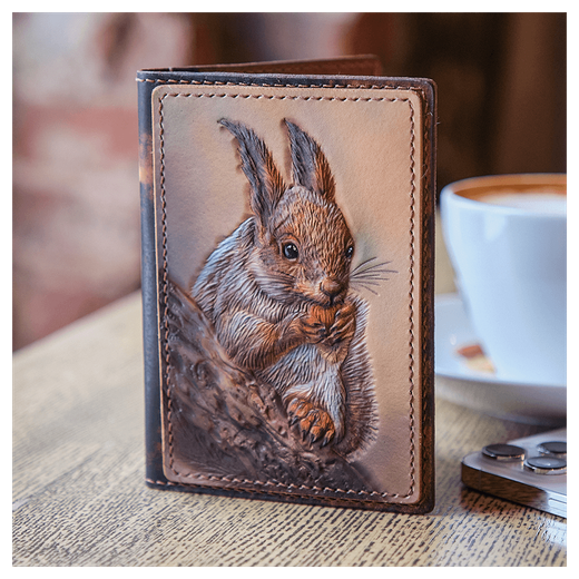 Кожаная обложка на паспорт «Золотая Векша»