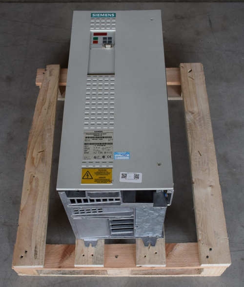 SIEMENS 6SE7024-7ED20