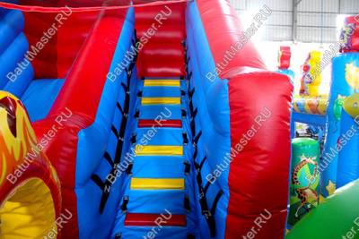 Коммерческий надувной батут "Цирк 2" 7*5*4 м