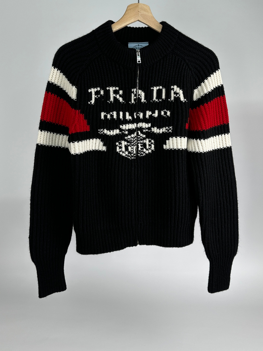 Свитер Prada