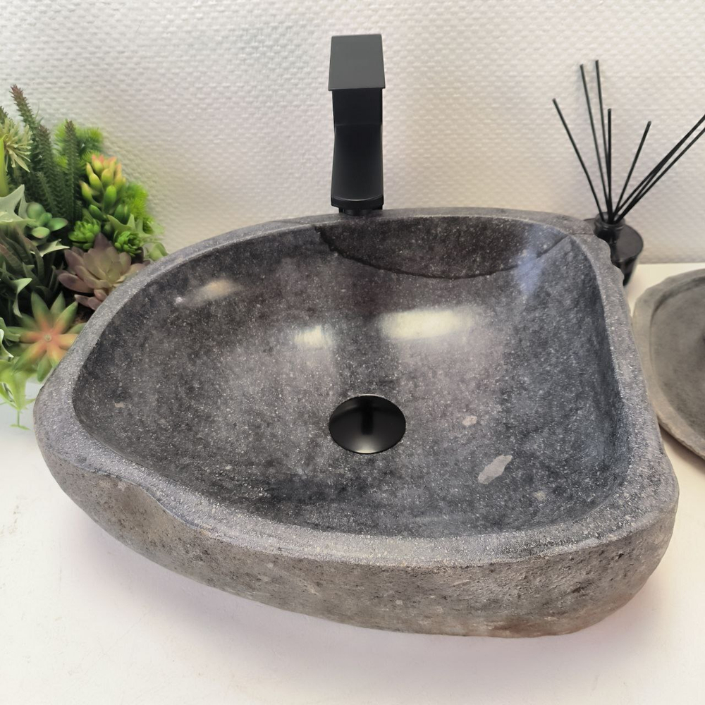 Раковина из речного камня RS-63485 (44*36*16) 0122