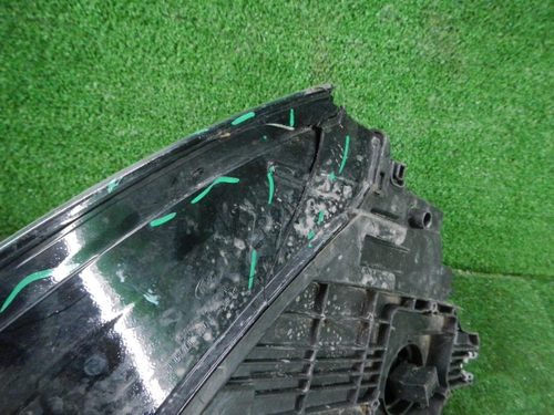 Битая Фара левая Audi Q3 1 8U (2014-2018) ксенон