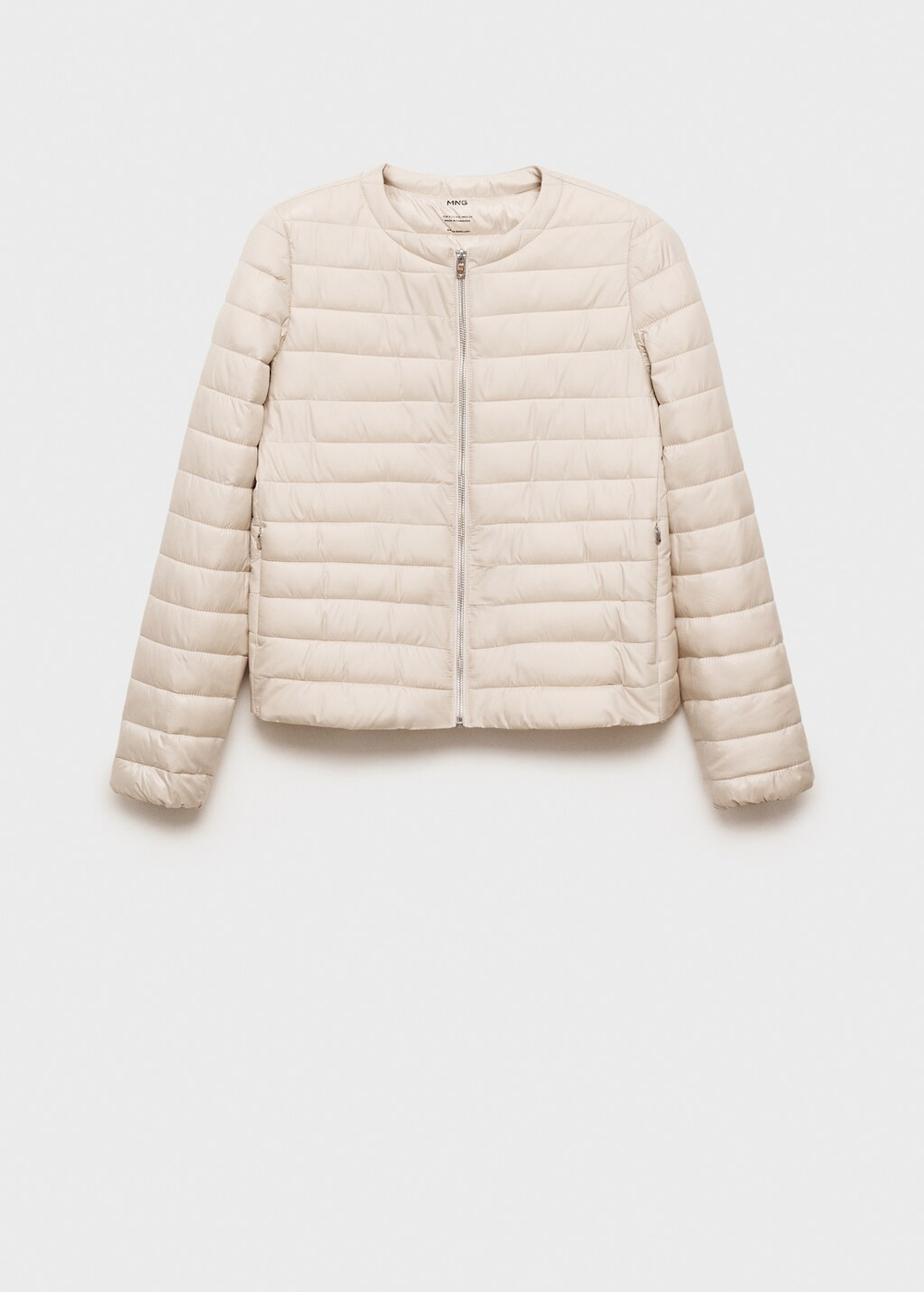 Короткий стеганый анорак с карманами