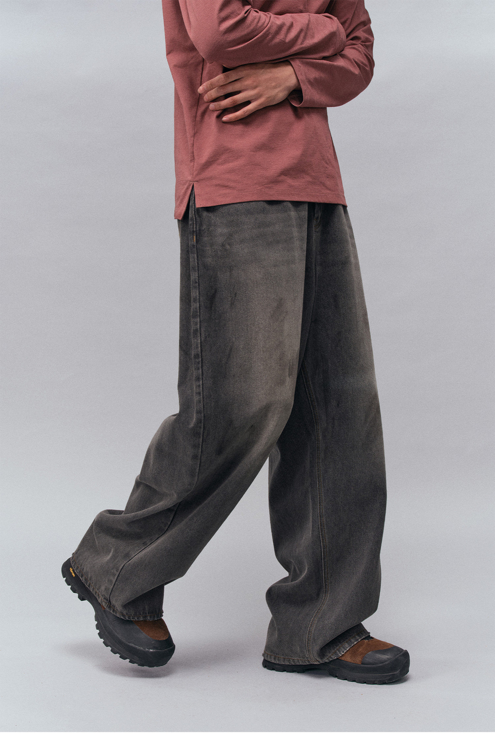 Джинсы Nothomme Monterest Relaxed черный