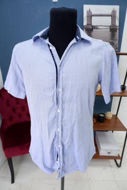 Рубашка Zara базовая 46 размер