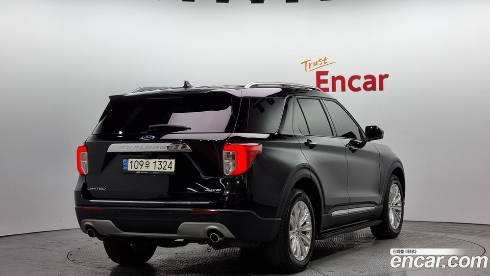 Ford Explorer 6 Generation 2.3 Limited 4WD (06.2021)
