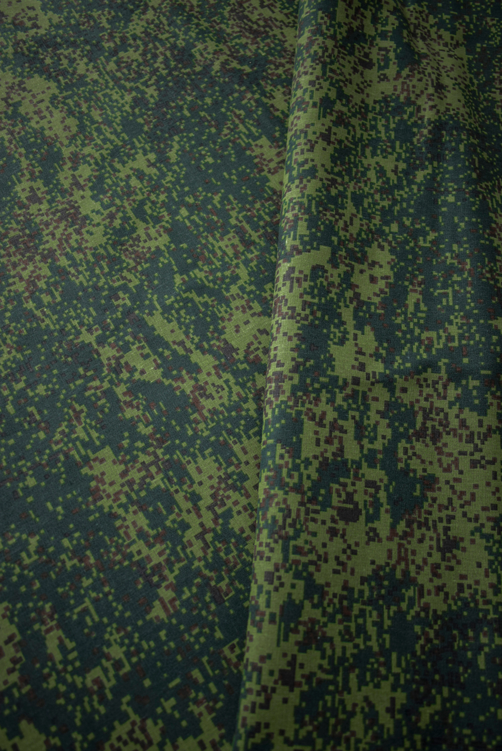 Ткань бязь плательная, рис. "Камуфляж пиксель", ширина 150 см, арт. 271