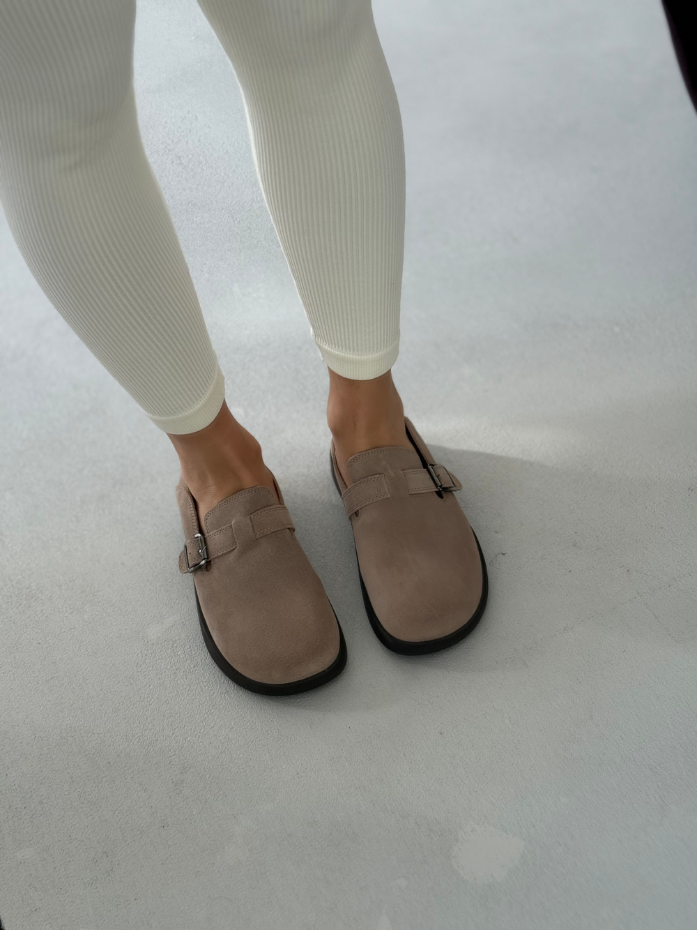 Лоферы из натуральной замши