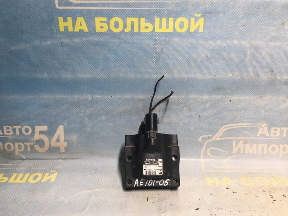 Катушка зажигания TOYOTA LEVIN 1993