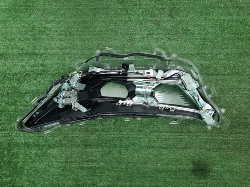 Стекло фары правое Toyota RAV4 5 XA50 (2018-н.в.)