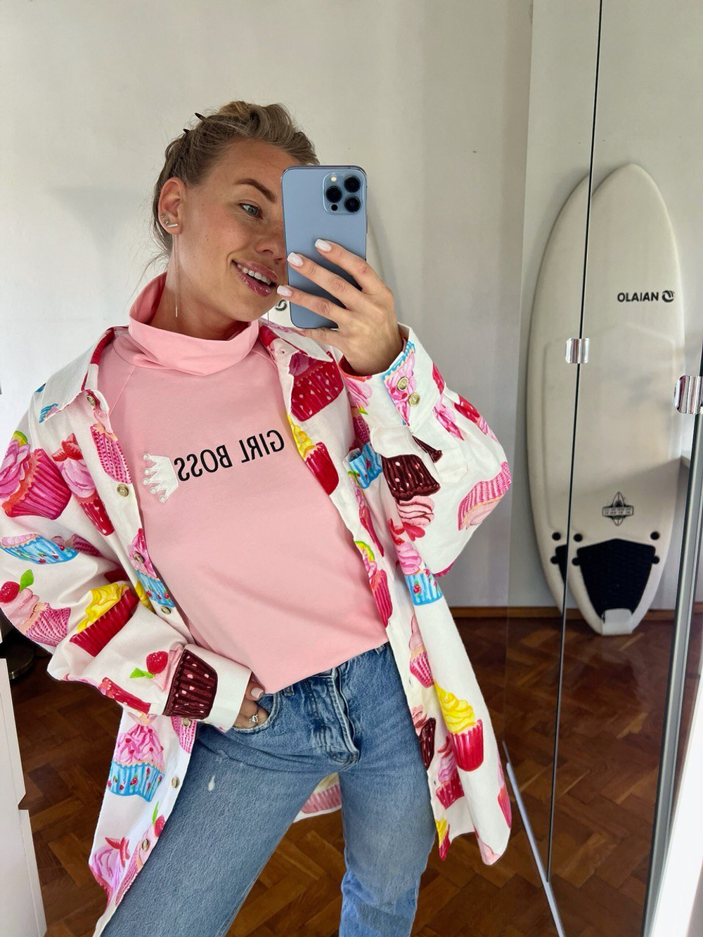 Водолазка с надписью GIRL BOSS (цвет - розовый)