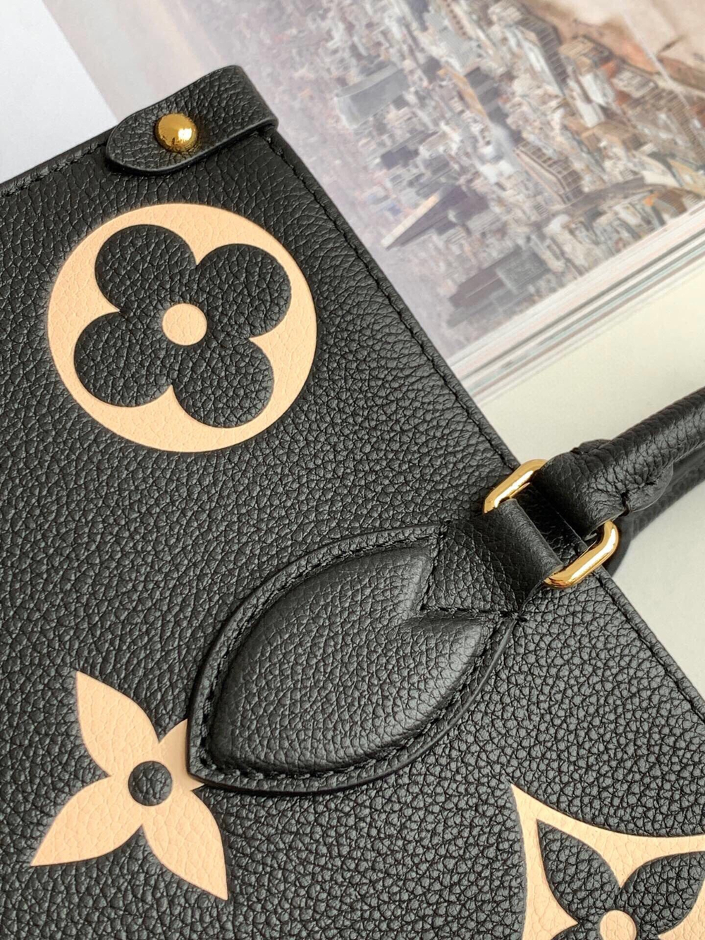 Louis Vuitton Onthego MM