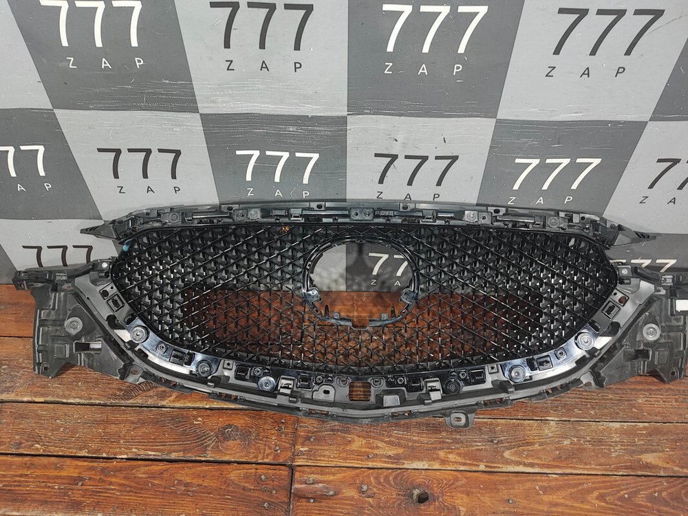 Решетка радиатора Mazda CX-5 2 (KF) 17-21 Б/У Оригинал KB8B50712