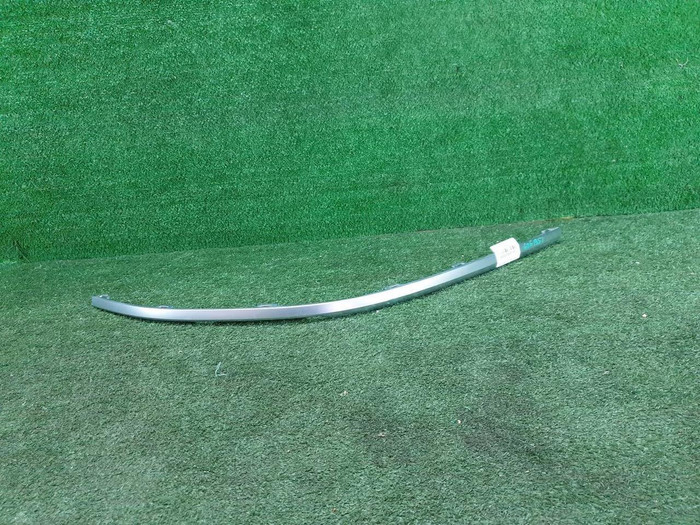 Молдинг заднего бампера правый VW Passat B8 (2014-2020)