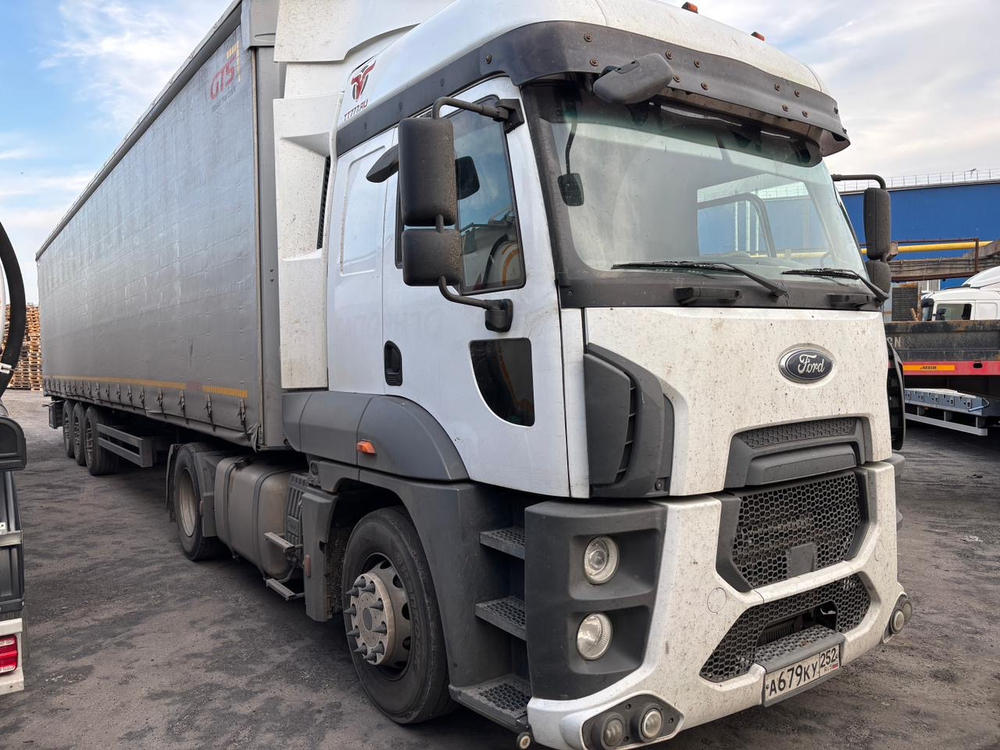 Ford Cargo 4x2 Седельный тягач Cargo (Дизельный, 12,7 л, 420 л.с., МТ)