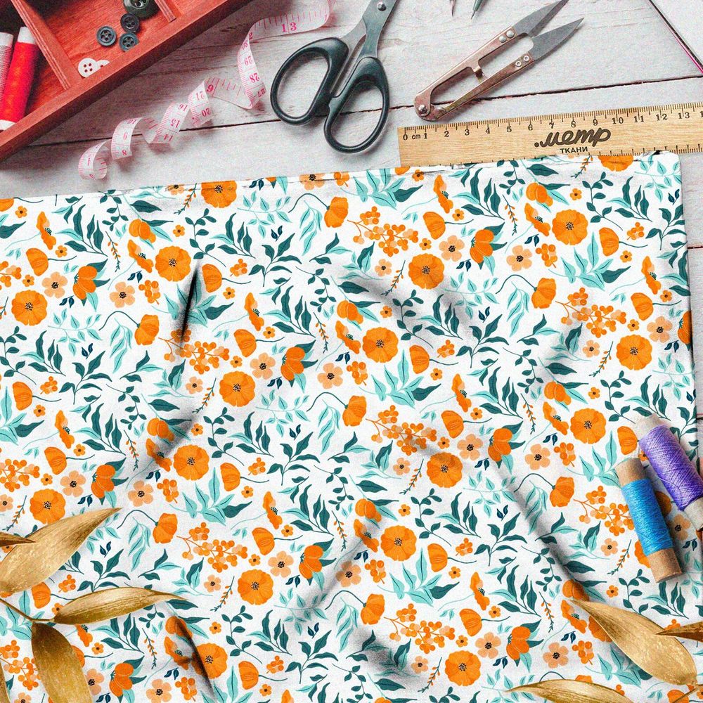 Ткань ниагара выцвевшие маки и листья на белом фоне