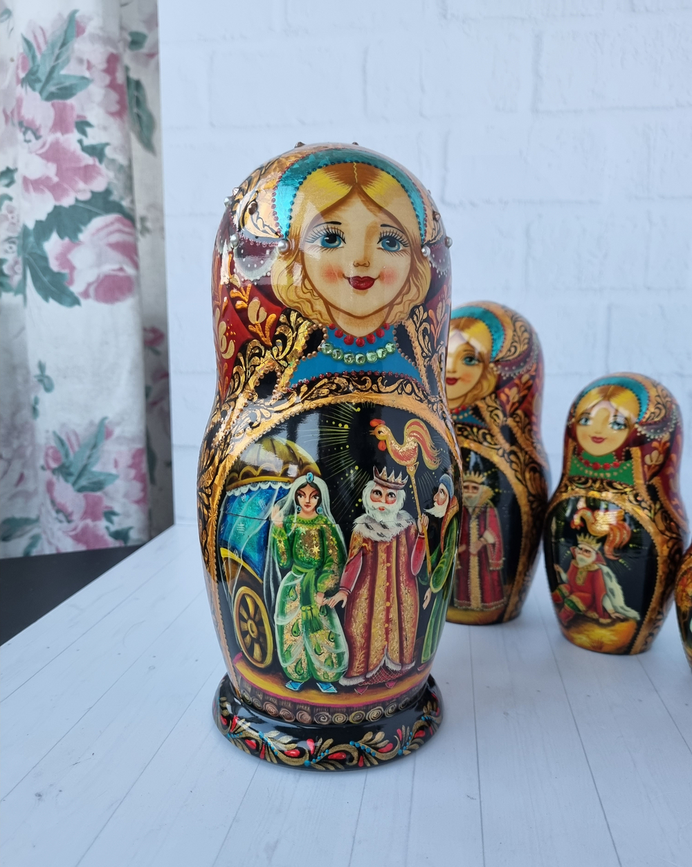 Матрешка "Сказка о золотом петушке" 7 мест