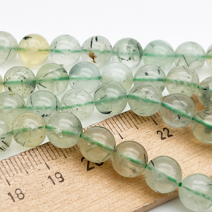 Пренит бусины, диаметр 8,4-8,6 мм, цена за 11 шт (1/4 нити)