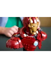 Конструктор Marvel 76327 Бюст Железного Человека MK4