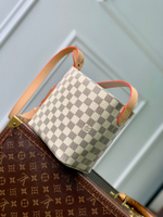 Louis Vuitton All in BB