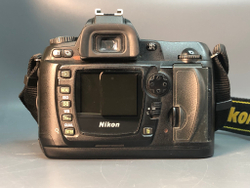 Nikon D70S, 38875 кадров пробега.