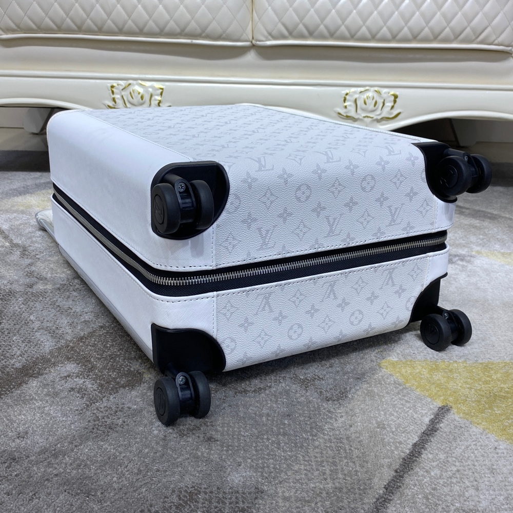 Louis Vuitton Horizon 55