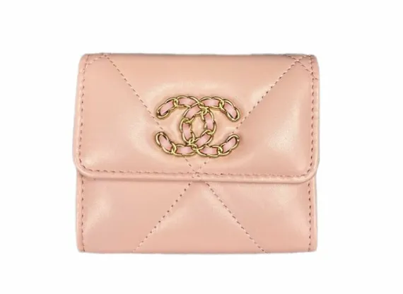 Визитница Chanel 19 с клапаном