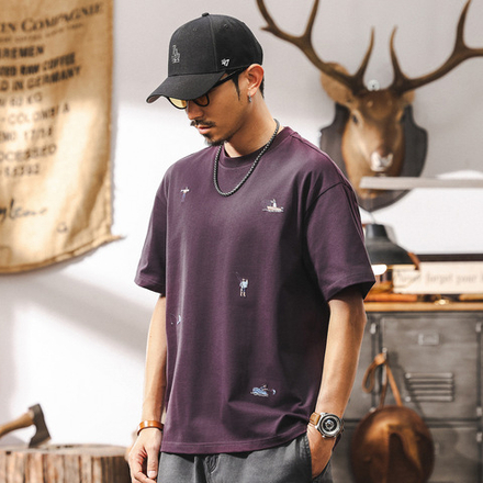 Футболка с короткими рукавами и вышивкой мужской летняя